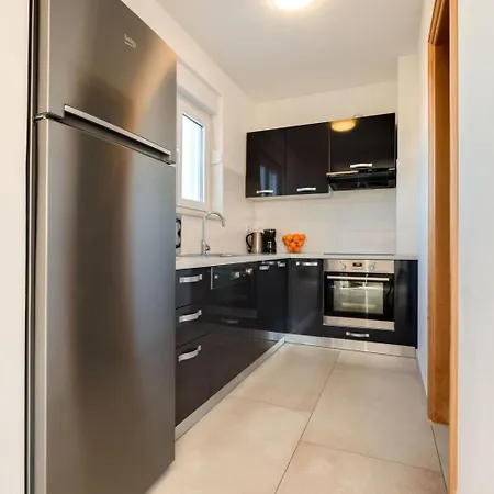 Дом отдыха Cera Fuer 8 Personen In By Interhome