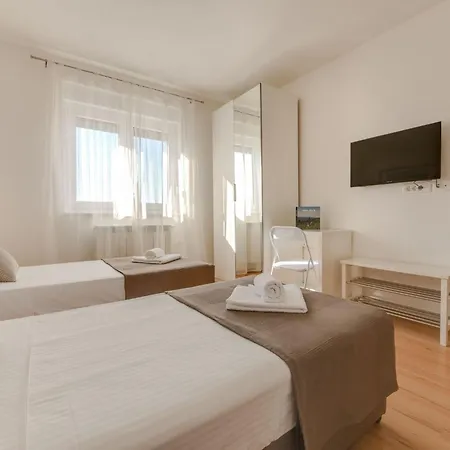 Дом отдыха Cera Fuer 8 Personen In By Interhome *